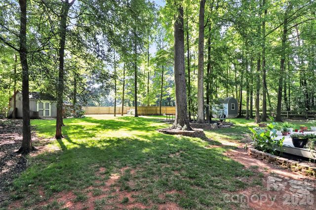 11007 Secotan Lane, Matthews, NC 28105