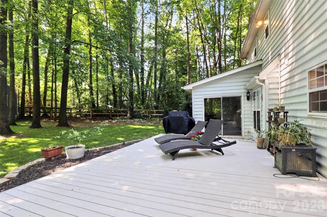 11007 Secotan Lane, Matthews, NC 28105