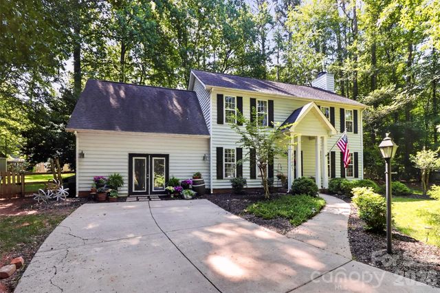 11007 Secotan Lane, Matthews, NC 28105