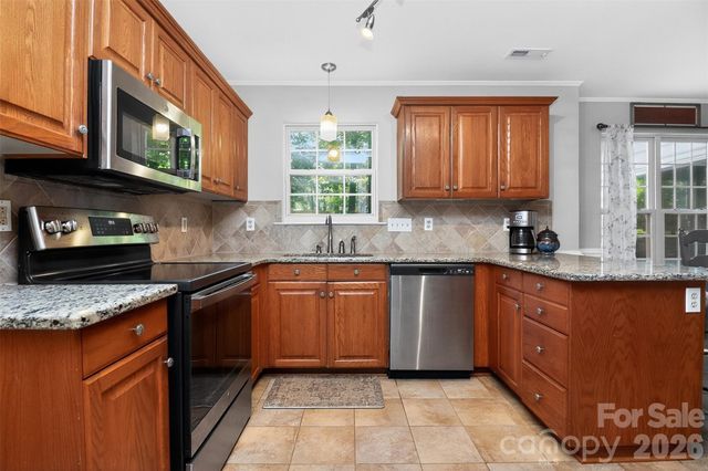 11007 Secotan Lane, Matthews, NC 28105
