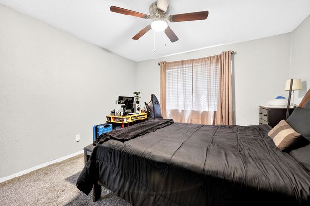1604 Wickford Drive, Arlington, TX 76018
