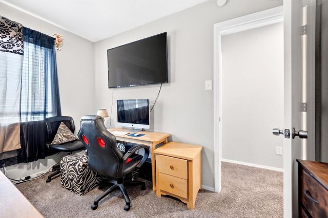 1604 Wickford Drive, Arlington, TX 76018
