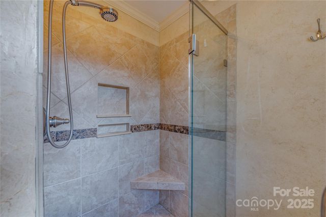 111 Kinwood Street, Morganton, NC 28655