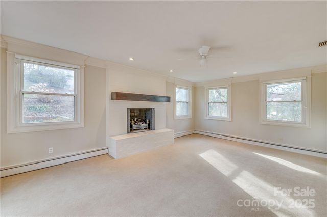 111 Kinwood Street, Morganton, NC 28655