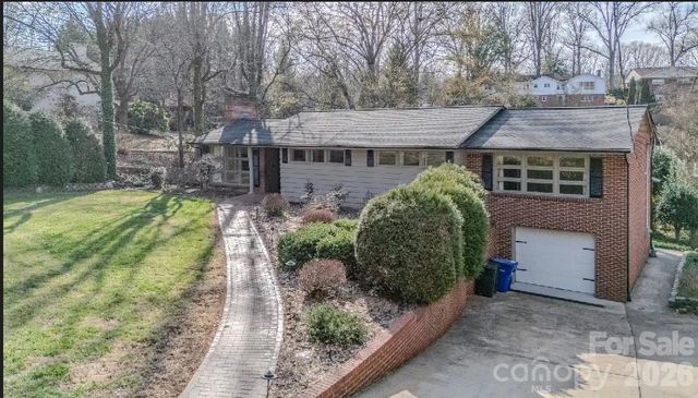 111 Kinwood Street, Morganton, NC 28655