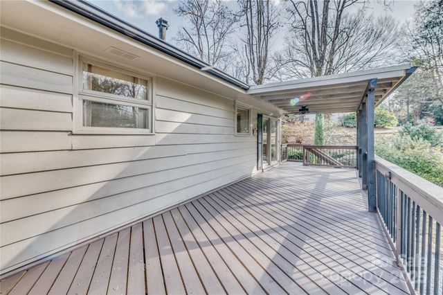 111 Kinwood Street, Morganton, NC 28655