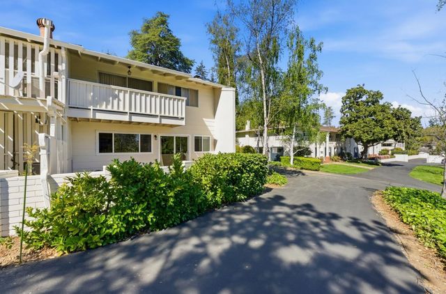 600 Pennsylvania Avenue 14, Los Gatos, CA 95030