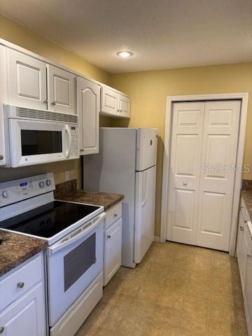 6740 MOONGLOW DRIVE 201, Port Richey, FL 34668