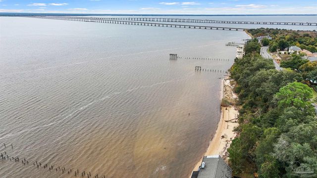 8600 Scenic Hwy, Pensacola, FL 32514