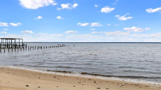 8600 Scenic Hwy, Pensacola, FL 32514