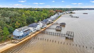 8600 Scenic Hwy, Pensacola, FL 32514