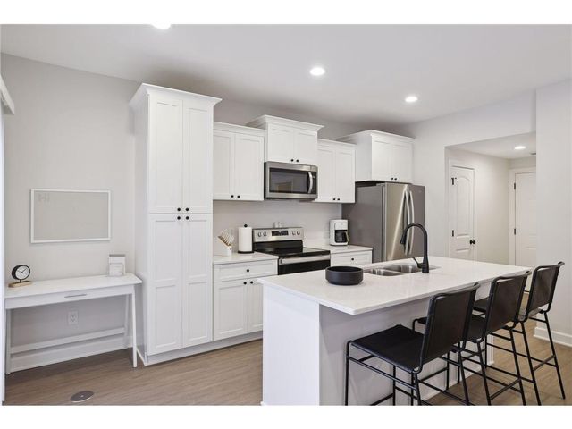 630 Franklin Street, Roberts, WI 54023