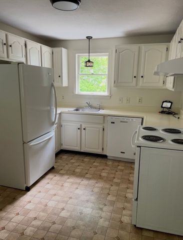 3 Stockholm St. 3B, Worcester, MA 01607