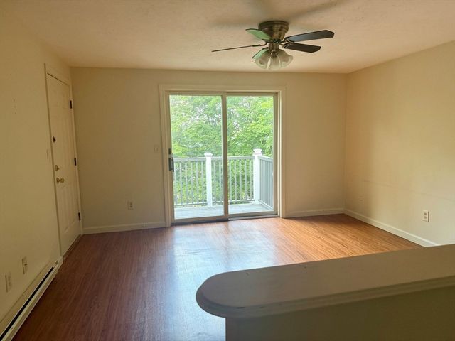 3 Stockholm St. 3B, Worcester, MA 01607