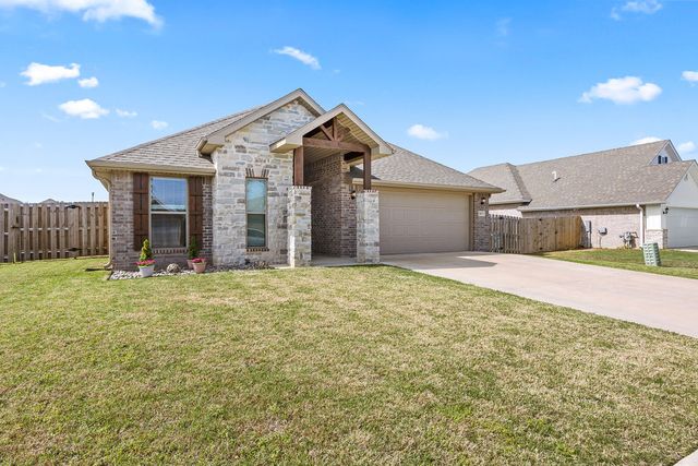 2417 Lock Lane, Pea Ridge, AR 72751