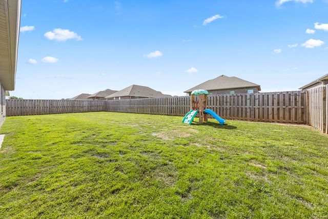 2417 Lock Lane, Pea Ridge, AR 72751