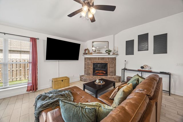2417 Lock Lane, Pea Ridge, AR 72751