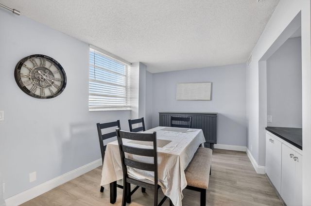 5700 NW 2nd Avenue Apt 711, Boca Raton, FL 33487