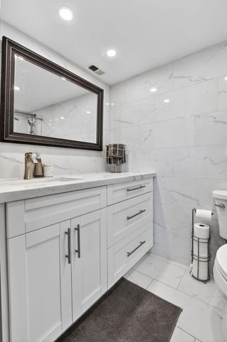 5700 NW 2nd Avenue Apt 711, Boca Raton, FL 33487