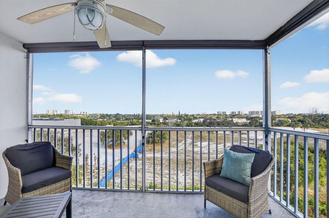 5700 NW 2nd Avenue Apt 711, Boca Raton, FL 33487