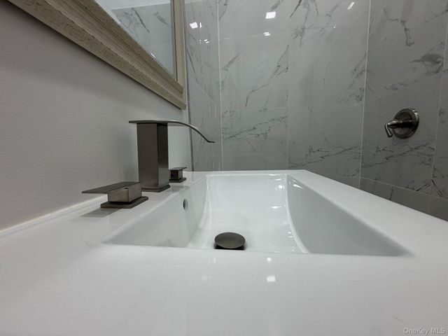 36 South Street 36, Warwick, NY 10990