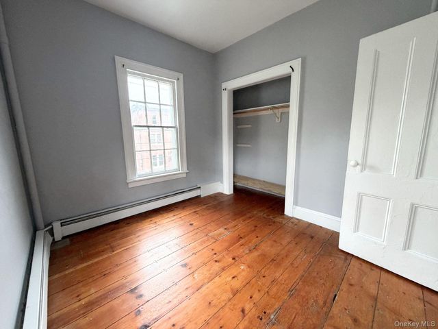 36 South Street 36, Warwick, NY 10990