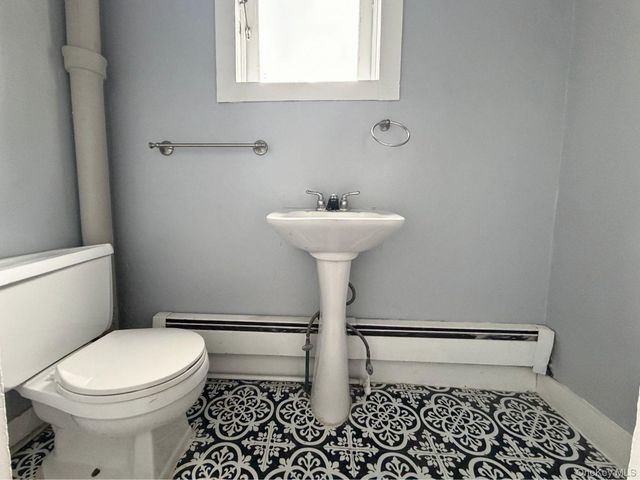 36 South Street 36, Warwick, NY 10990