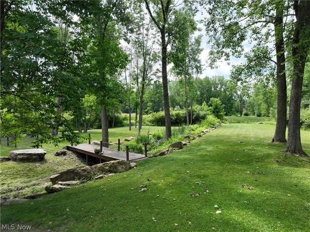 6476 Harbor Drive NW, Canton, OH 44718