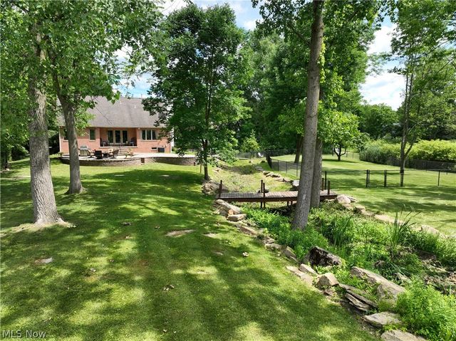6476 Harbor Drive NW, Canton, OH 44718