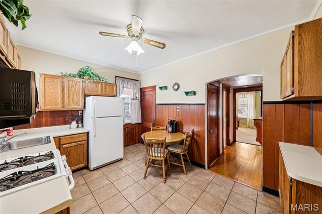 4611 Quincy Street, St Louis, MO 63116