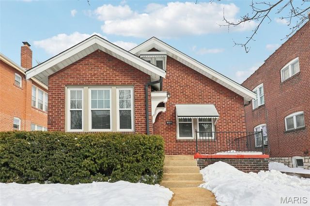 4611 Quincy Street, St Louis, MO 63116