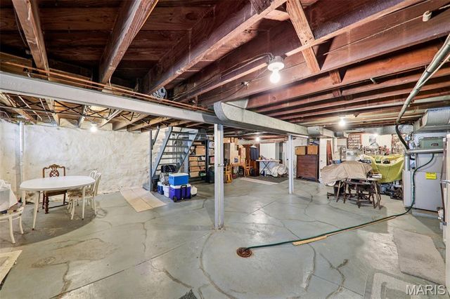 4611 Quincy Street, St Louis, MO 63116