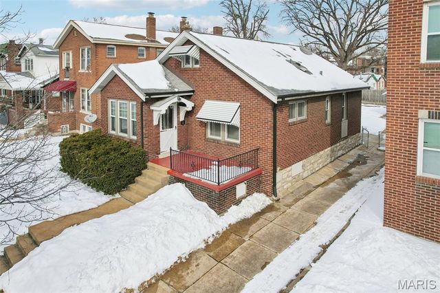 4611 Quincy Street, St Louis, MO 63116