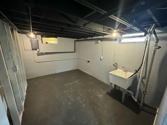 5474 N 56th STREET, Milwaukee, WI 53218