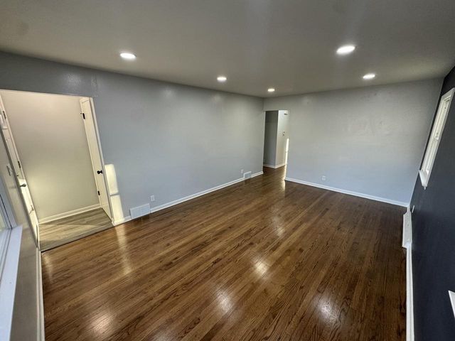 5474 N 56th STREET, Milwaukee, WI 53218