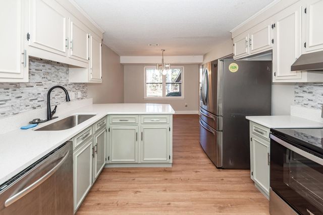 2106 Fife Lane, Charleston, SC 29414