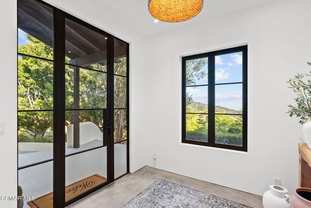 33235 Mulholland Highway, Malibu, CA 90265