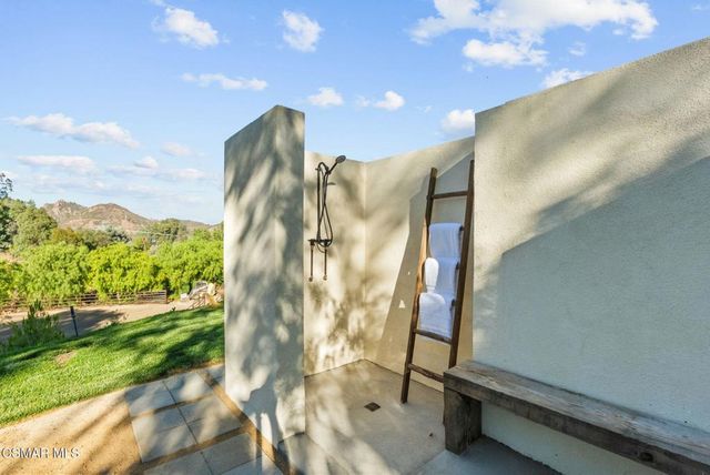 33235 Mulholland Highway, Malibu, CA 90265