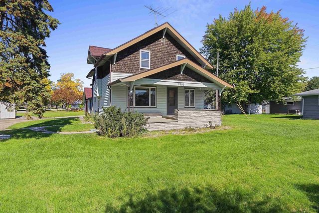 2500 E NEWBERRY STREET, Appleton, WI 54915