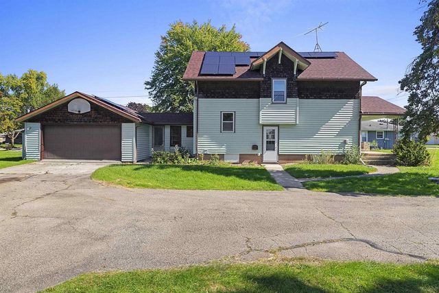 2500 E NEWBERRY STREET, Appleton, WI 54915