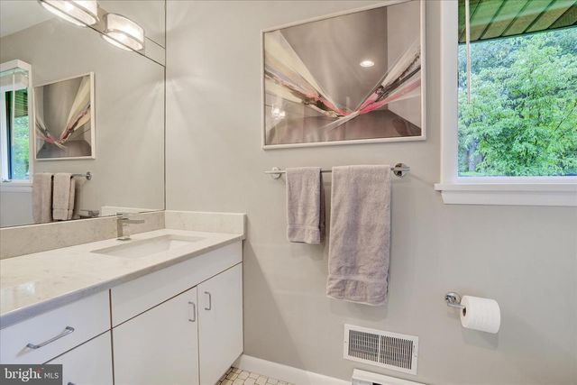 167 N STRATHCONA DR, York, PA 17403