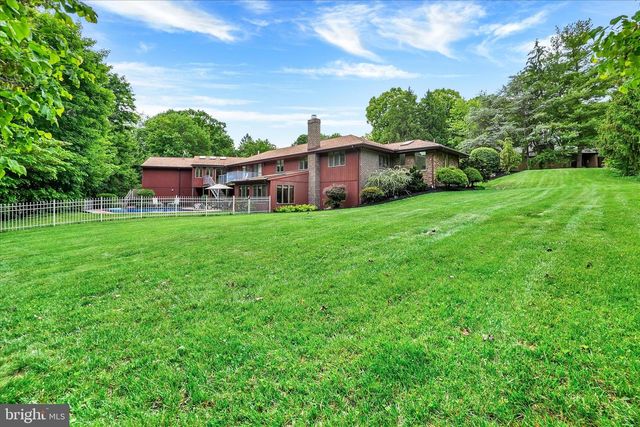 167 N STRATHCONA DR, York, PA 17403