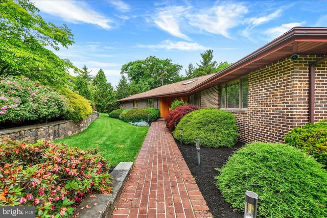 167 N STRATHCONA DR, York, PA 17403