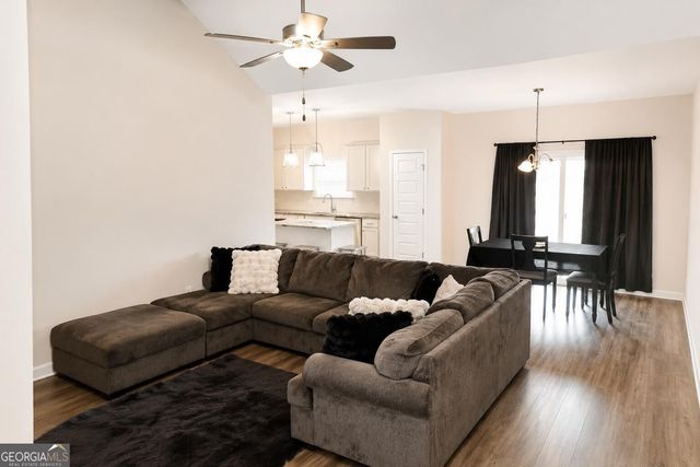 1568 Arnold Drive SE, Allenhurst, GA 31301