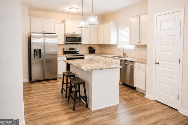 1568 Arnold Drive SE, Allenhurst, GA 31301