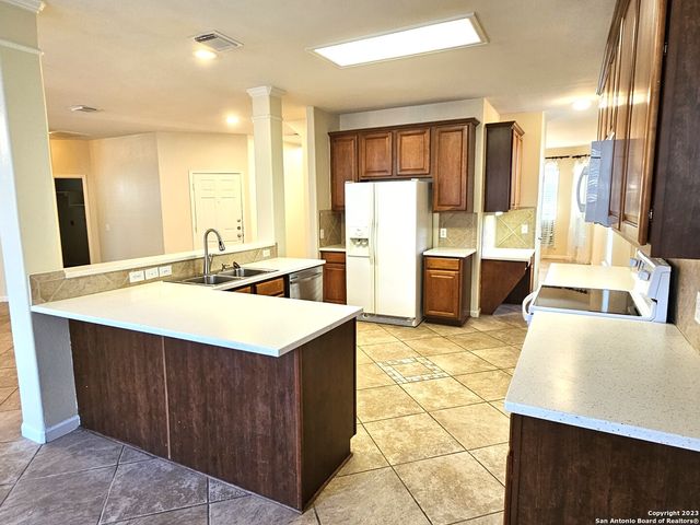 1507 LOOKOUT PT, San Antonio, TX 78260