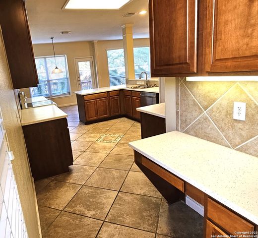 1507 LOOKOUT PT, San Antonio, TX 78260