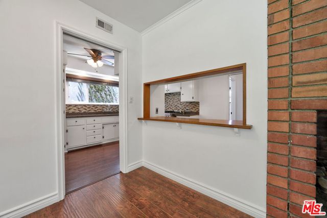 6928 Vanscoy Avenue, North Hollywood, CA 91605