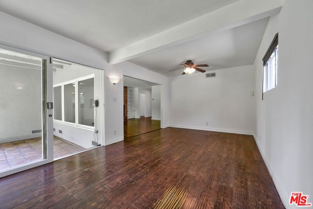 6928 Vanscoy Avenue, North Hollywood, CA 91605