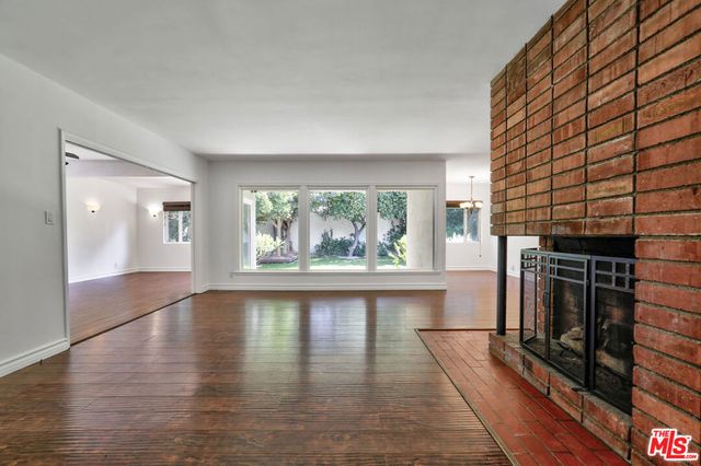 6928 Vanscoy Avenue, North Hollywood, CA 91605